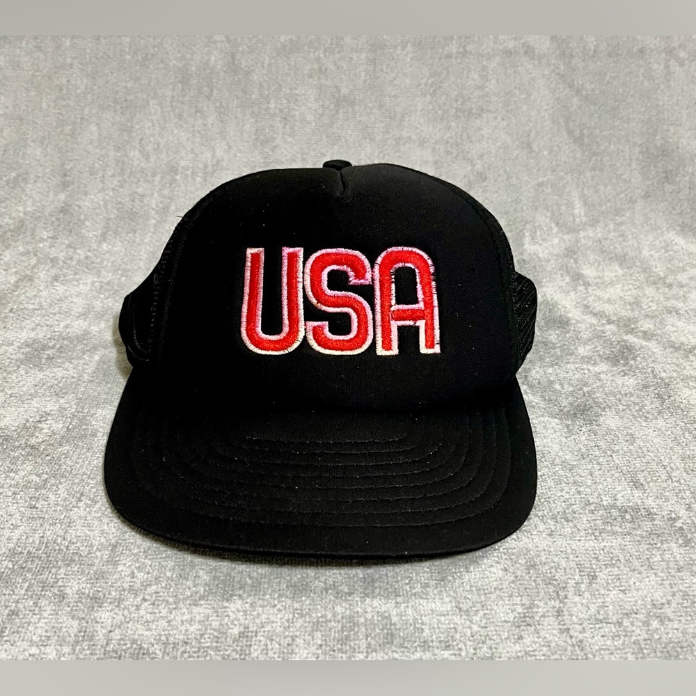 Black USA Embroidered Trucker Hat - Classic Men’s Cap Vintage‎